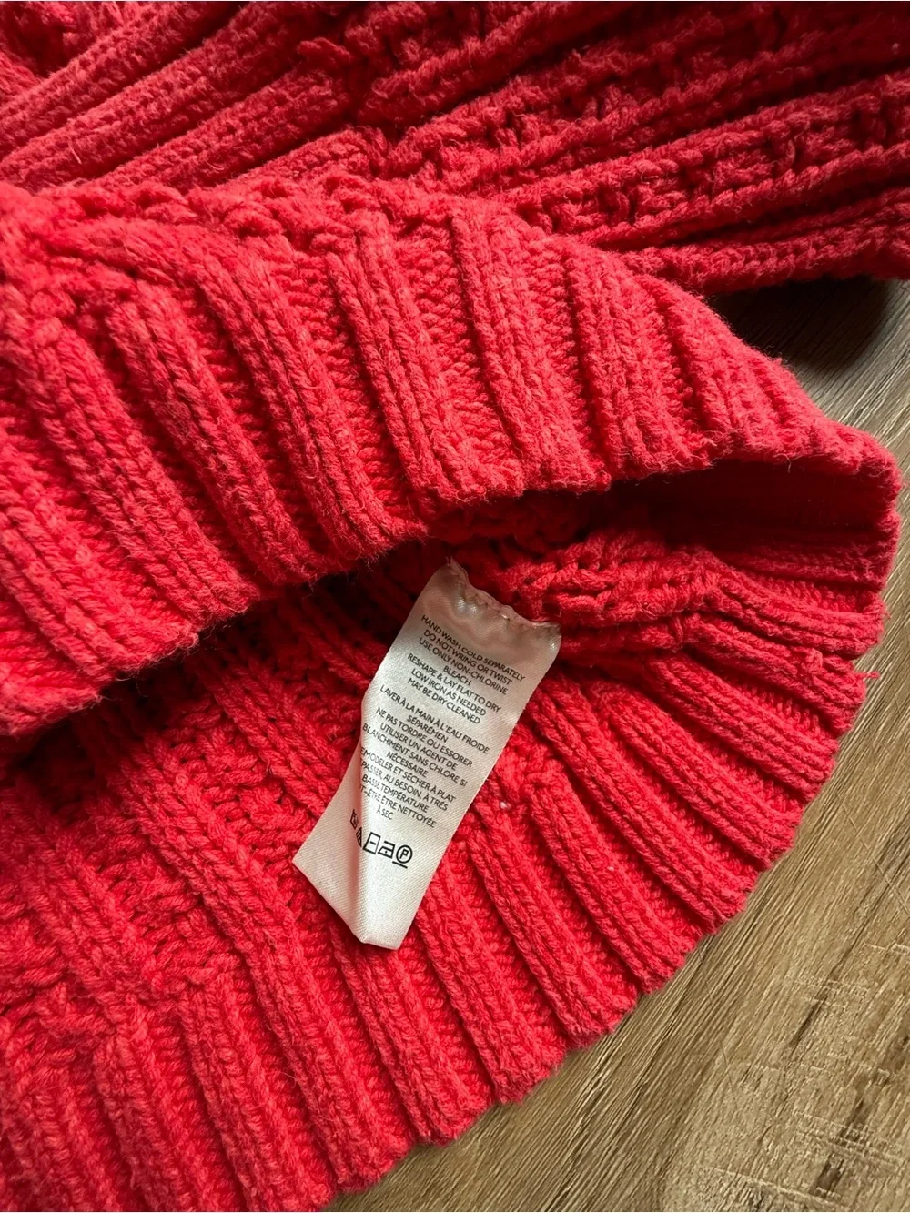 Free People Women's Red Cable Knit V-Neck Sweater